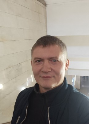 Виталий из Москвы 42 года
