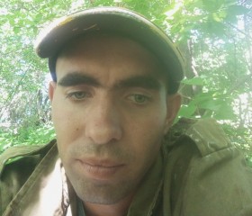 Yezhik, 23, Tekeli