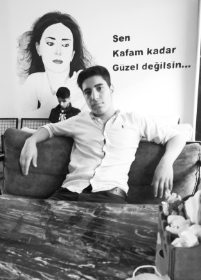 Arif, 21, Türkiye Cumhuriyeti, Başakşehir