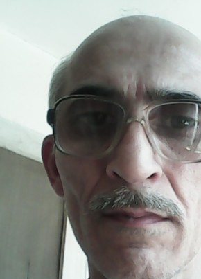 Арсен, 66, Россия, Махачкала