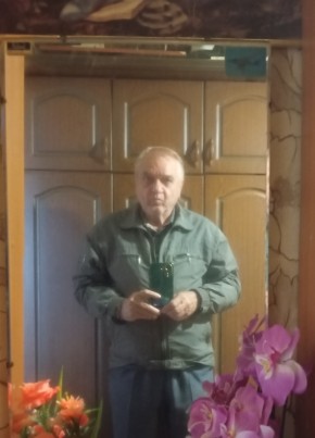 Николай