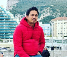 not, 18 лет, Gibraltar