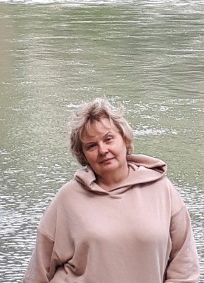 Лана из Москвы 62 года