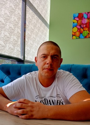 Иван, 37, Россия, Ноябрьск