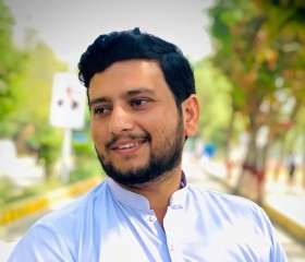 Zeeshan, 27, Sargodha