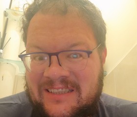 Fedot Strelec, 43, Tirat Karmel