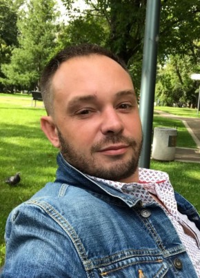 Роман из Тюмени 40 лет