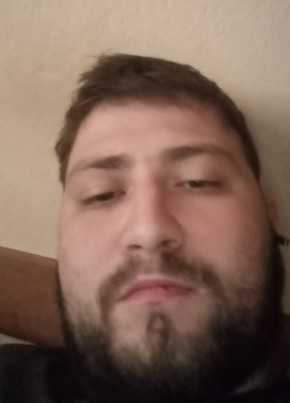 Serdar из Kozan 23 года