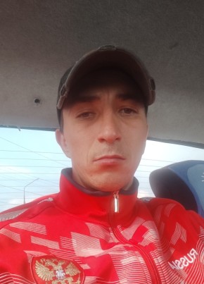 Сергей из Саратова 29 лет