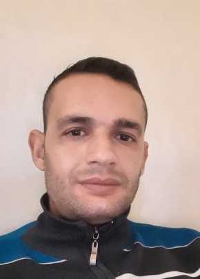 Othmane, 35, Repubblica Italiana, Napoli