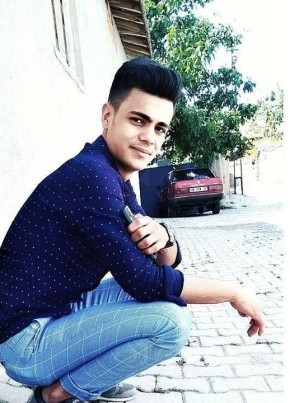 Ahmet, 24, Türkiye Cumhuriyeti, Kırkağaç