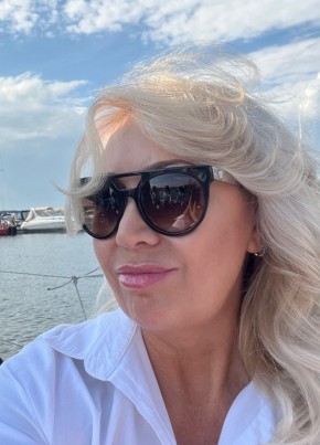 Светлана из Новосибирска 44 года