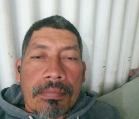 Roger, 47, Guadalupe