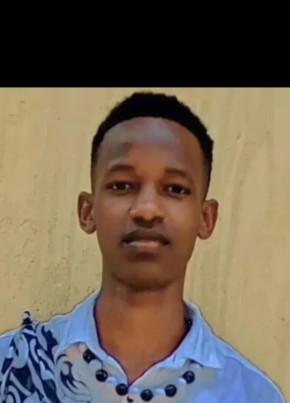 Petrex jr, 20, Uganda, Kampala