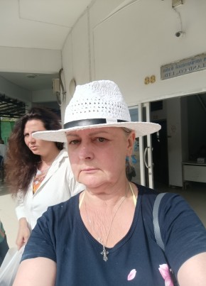 Lyubov из Челябинска 63 года