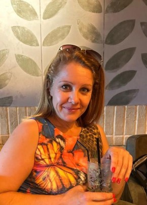 Galina, 47, Russia, Bryansk