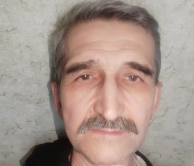 Алексей, 66 лет, Омск