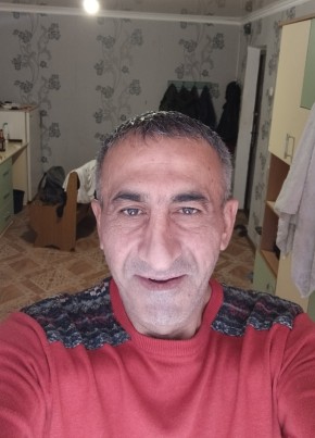 Олег из Ялты 50 лет