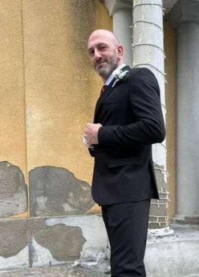 Глеб из Paris 43 года