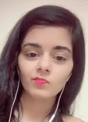 Sweeti, 23, India, Delhi