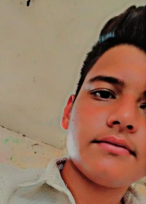 Zaid Khan, 18, India, Yāval