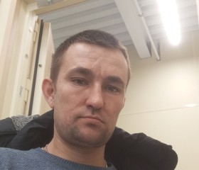 Valeriy, 30, Golitsyno