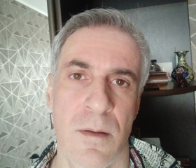 Максим, 49 лет, Москва