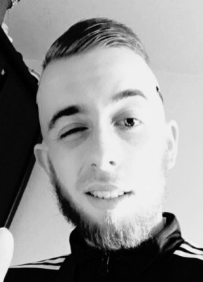 logdogAmigo, 32, République Française, Yerres