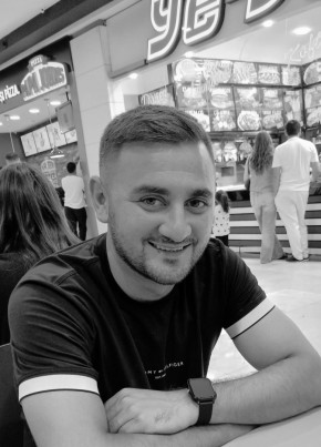 Elgun из Bakı 28 лет