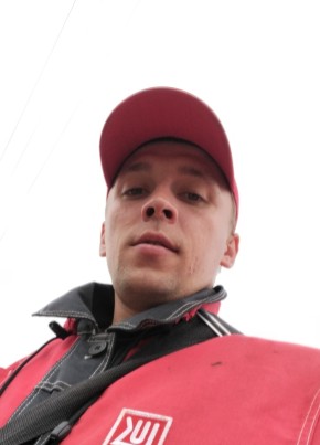Александрович, 28, Россия, Ижевск