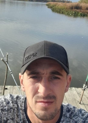 Алексей, 35, Україна, Станиця Луганська