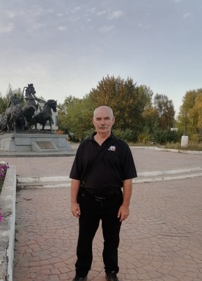 Геннадий