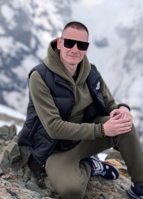 Dmitriy, 40, Russia, Moscow