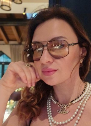Oksana, 35, Russia, Sochi
