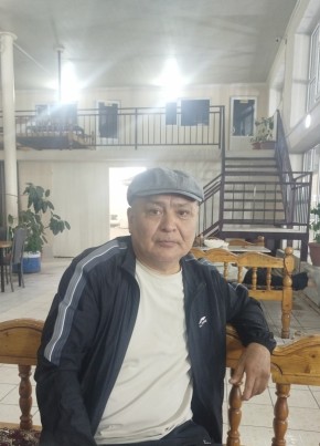 Адыл Исаков из Бишкека 59 лет