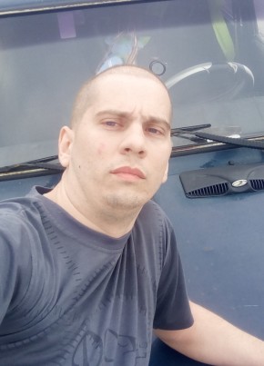 Александр, 29, Россия, Бобров