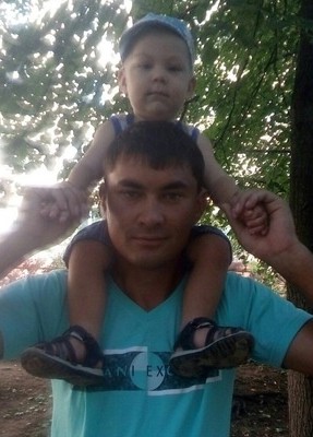 Олег, 35, Россия, Елабуга