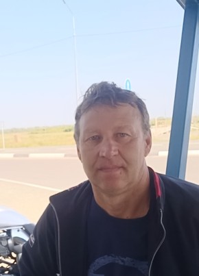 Юрий, 52, Россия, Нововаршавка