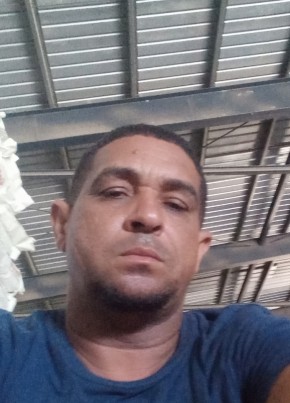 Toni peralta, 46, República de Santo Domingo, Mao