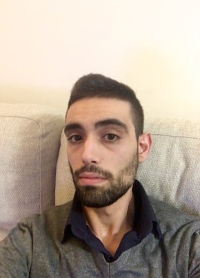 Alessandro, 27, Repubblica Italiana, Roma