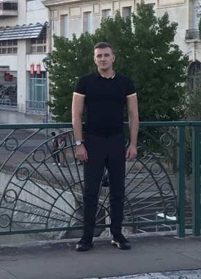 Иван, 35, République Française, Vierzon