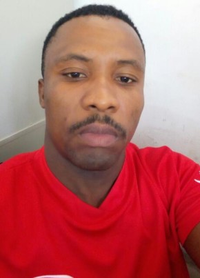 Enoch, 29, Ghana, Accra