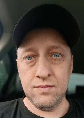 Андрей из Парабели 39 лет