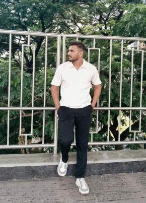 Rushikesh Patil из Смоленска 24 года