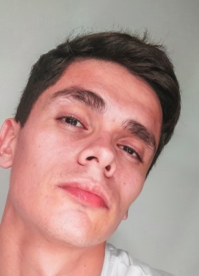 José Gabriel, 26, Spain, Madrid