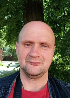 Андрей из Подольска 49 лет