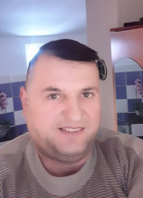 Valentin, 37, Romania, Preutesti