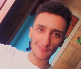 Stylish, 22, Alexandria