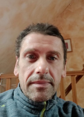 Slisz Zoltán, 52, République Française, Tremblay-en-France