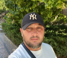 Василь, 38 лет, Praha